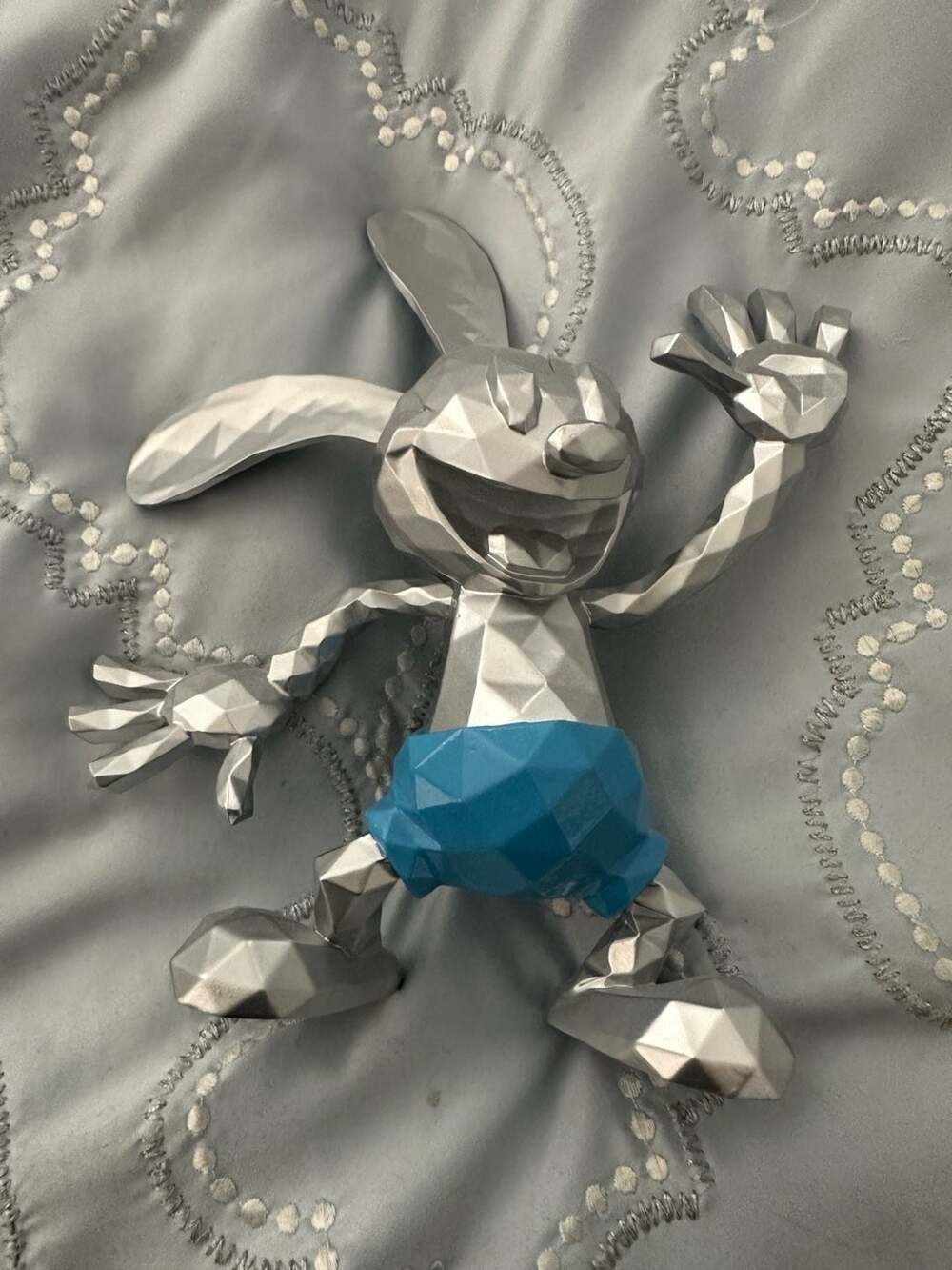 Disney 100th Anniversary Oswald the Lucky Rabbit 95th Anniversary Geometric Crys - Picture 3 of 4